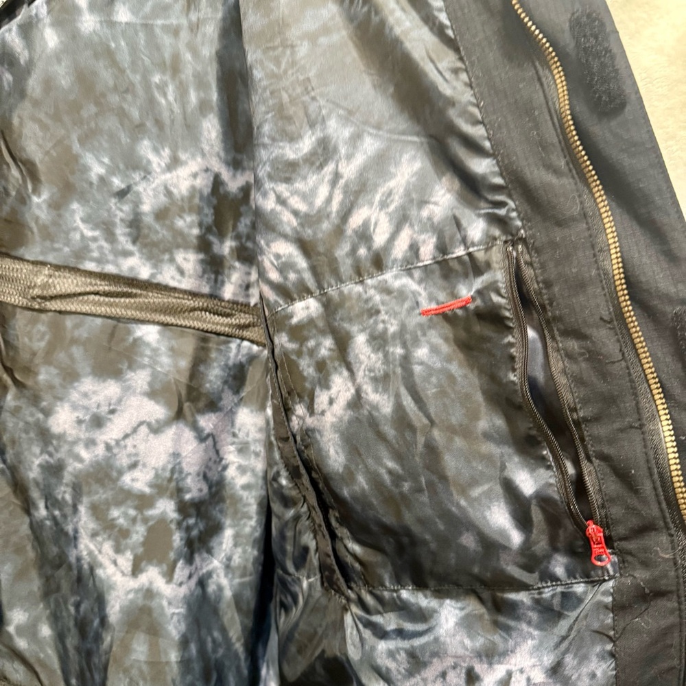 686 Parklan Anorak snowboarding jacket - Picture 7 of 13